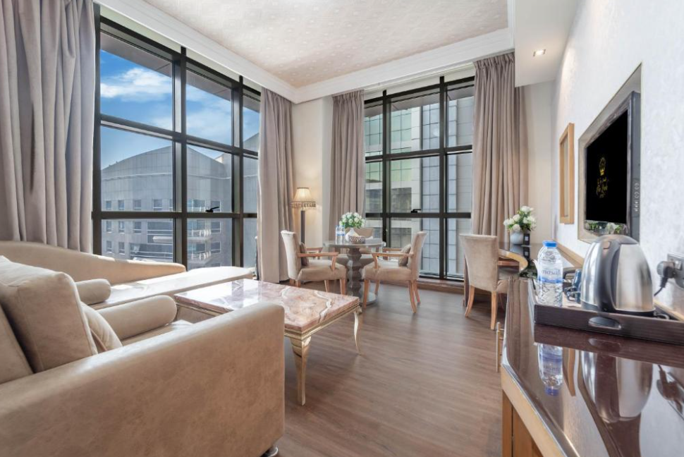 One-Bedroom Suite