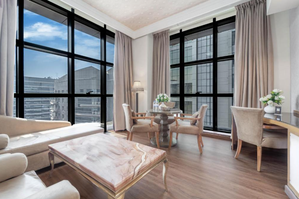 One-Bedroom Suite